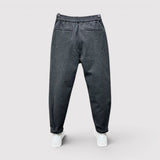 JOSE 着心地の良いテーパードパンツ