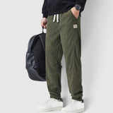 TRAVEON 軽量コーデュロイパンツ