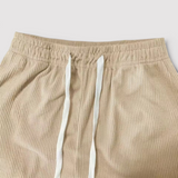 JORI カジュアルなコーデュロイのショートパンツ